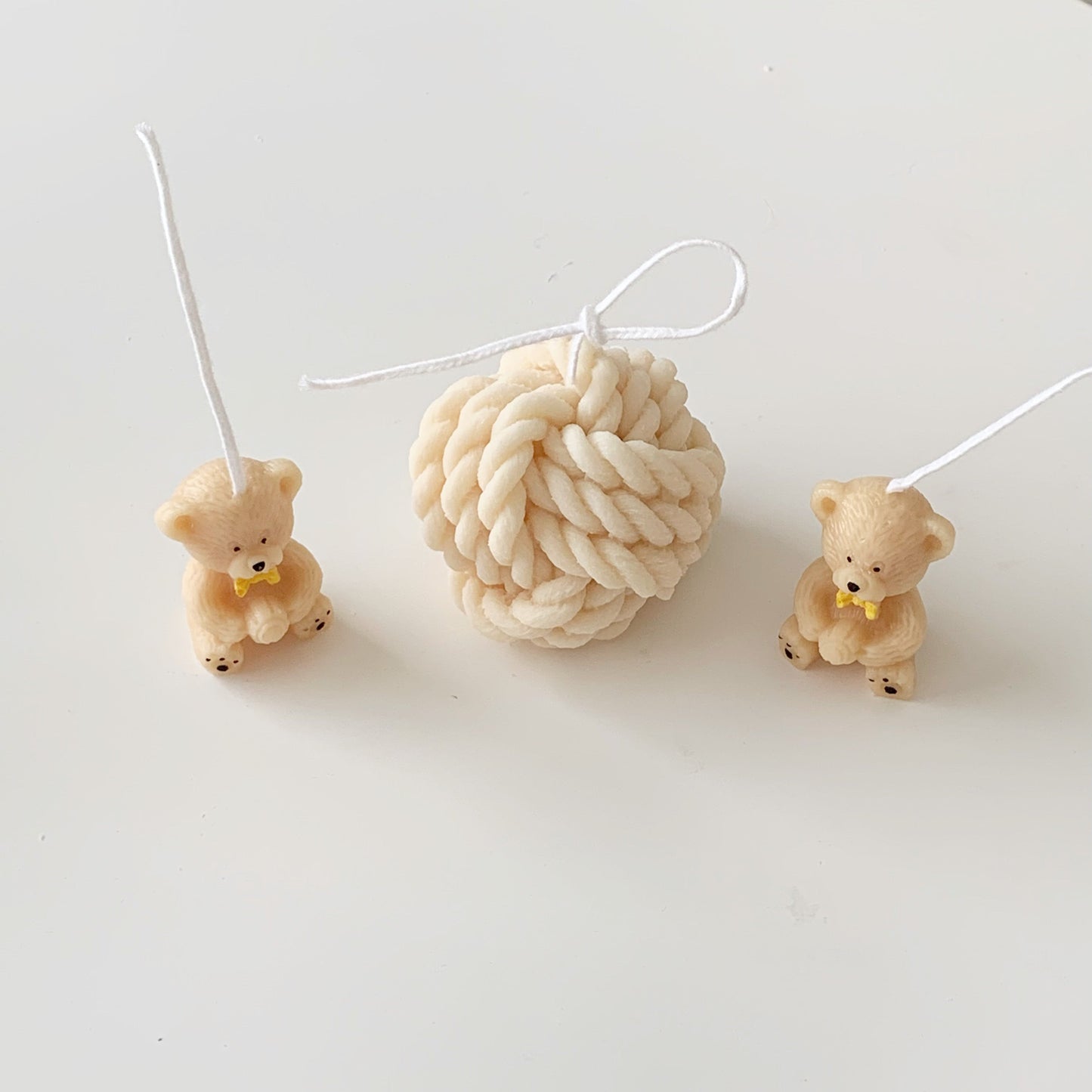 knit ball candle