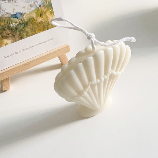 pearl seashell candle