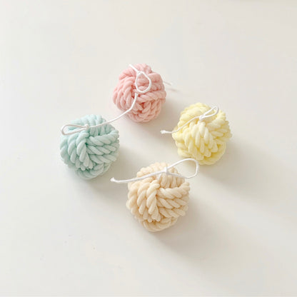 knit ball candle